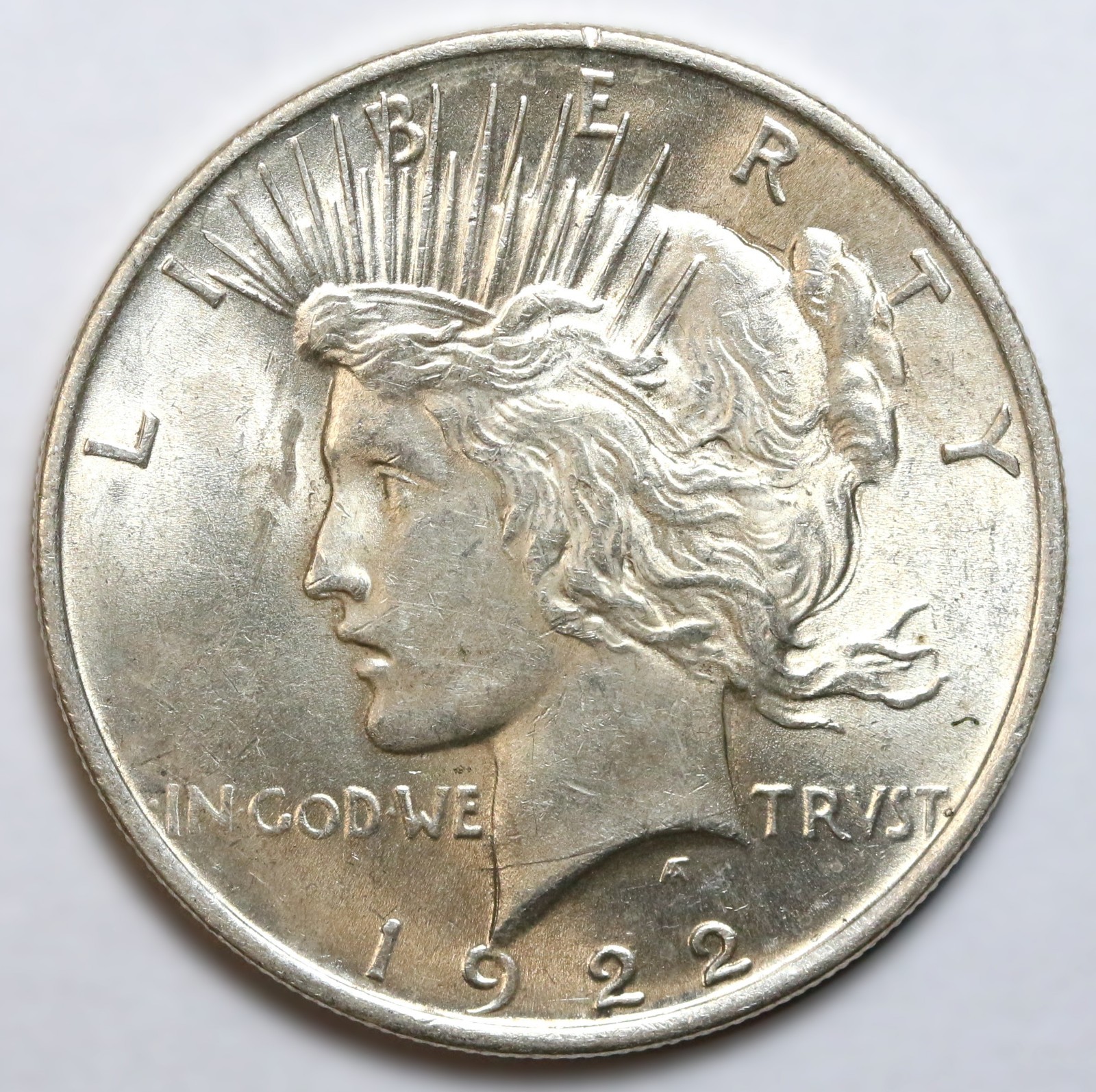 1922 $1 Peace Silver Dollar Uncirculated - RAW - Excellent Luster - Light Toning