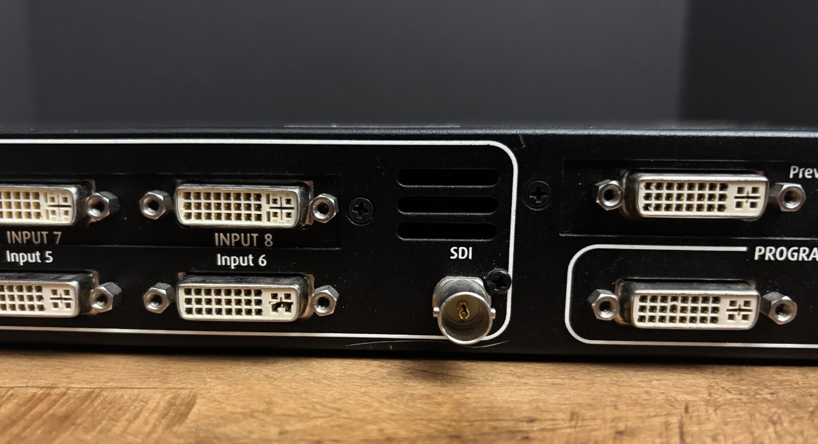 Barco PDS-902 SDI Digital Switcher unit with power cable