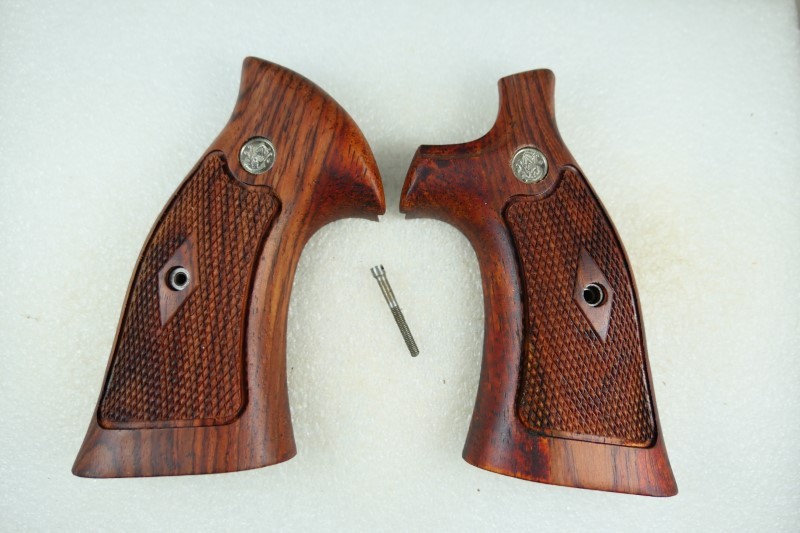 smith and wesson Grips,s&w grips,K/LFrame,Revolver,rare,rosewood