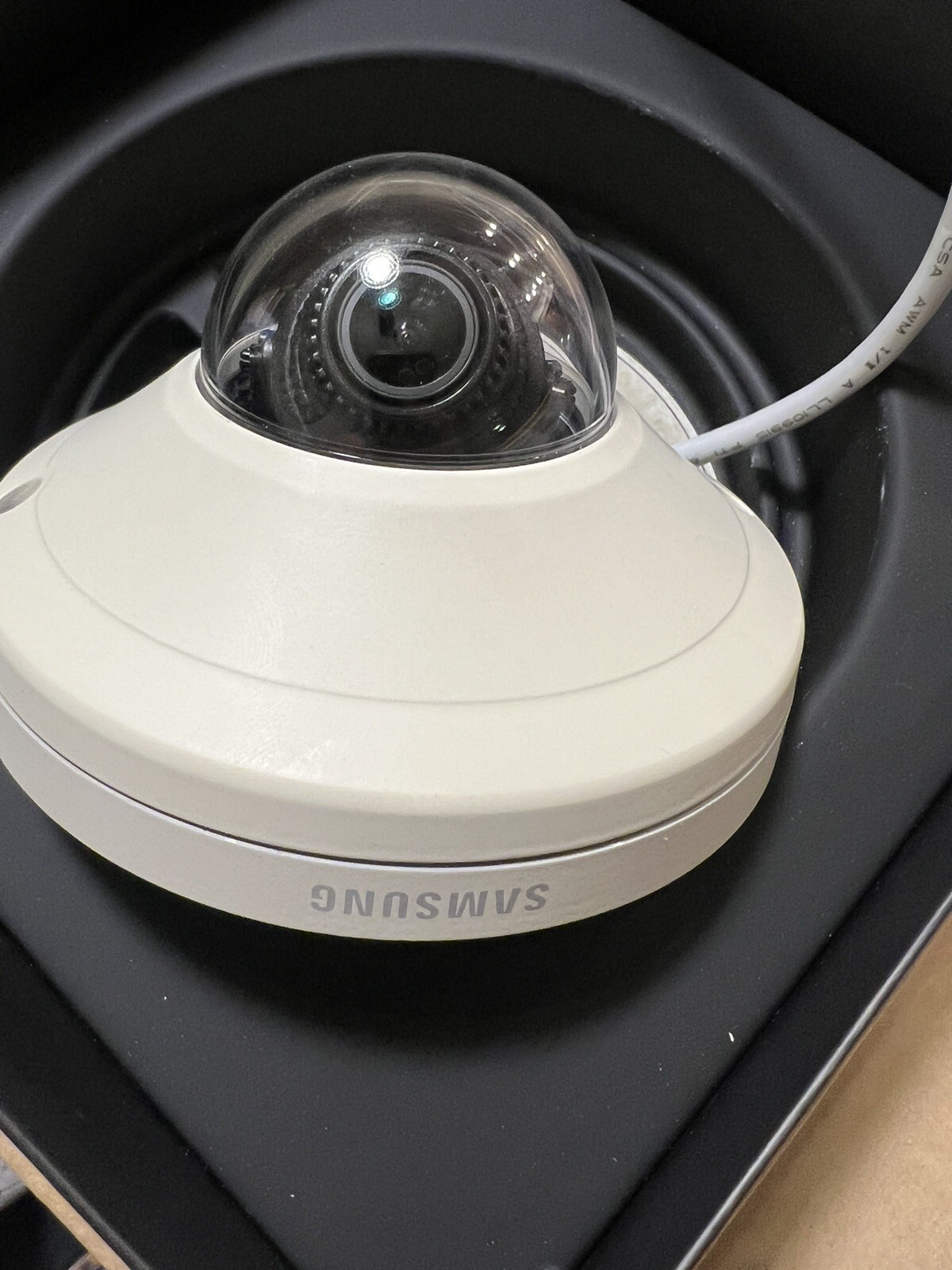 Samsung SNV-6013N Camera