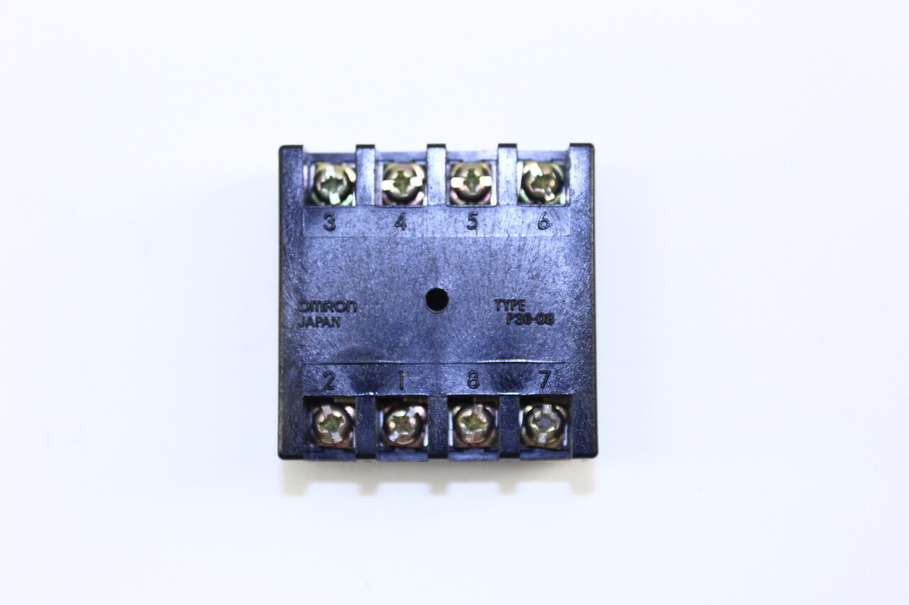 Omron P36-08 Relay Socket New