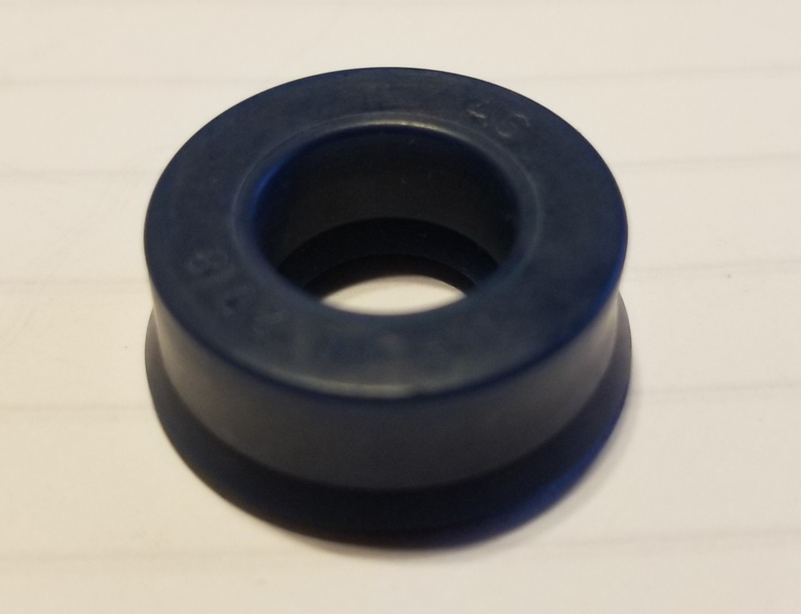 MUU-10x20x8, Metric, Urethane, Symmetrical U Seal