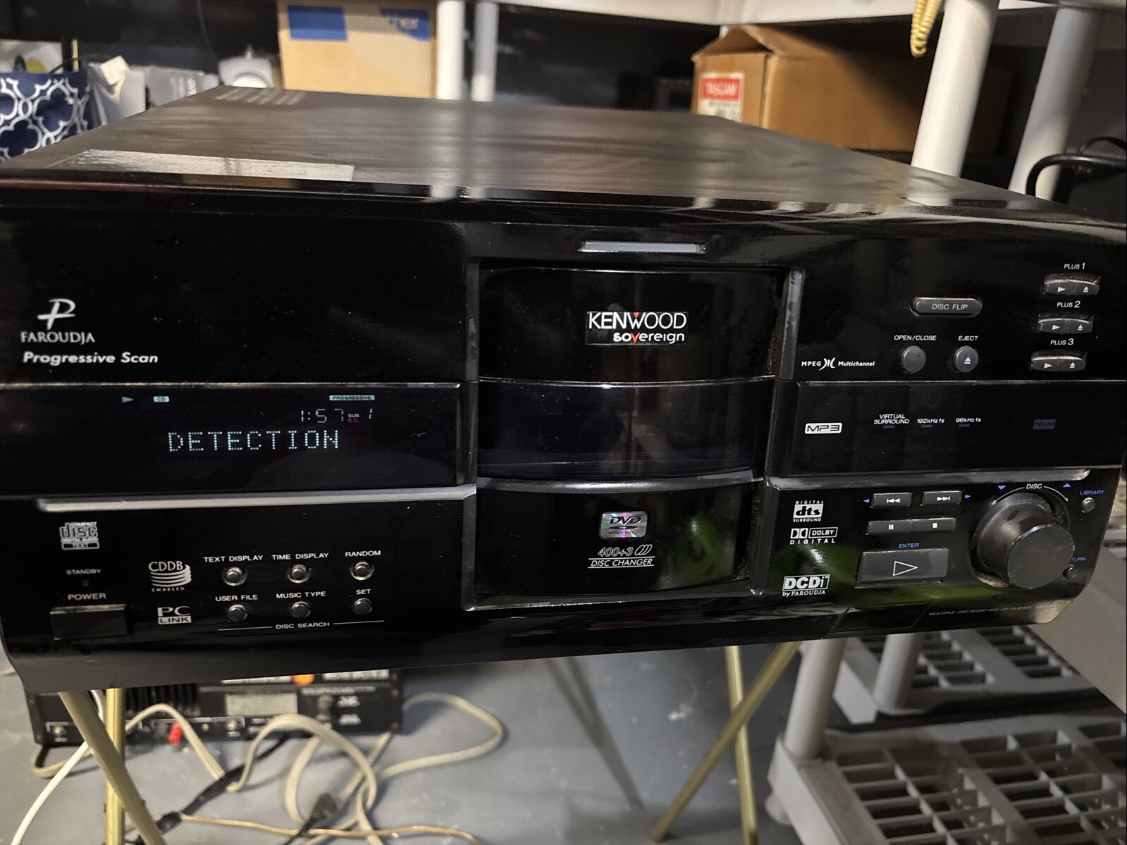 Kenwood Sovereign DV 5900m 400+3 Disc Changer