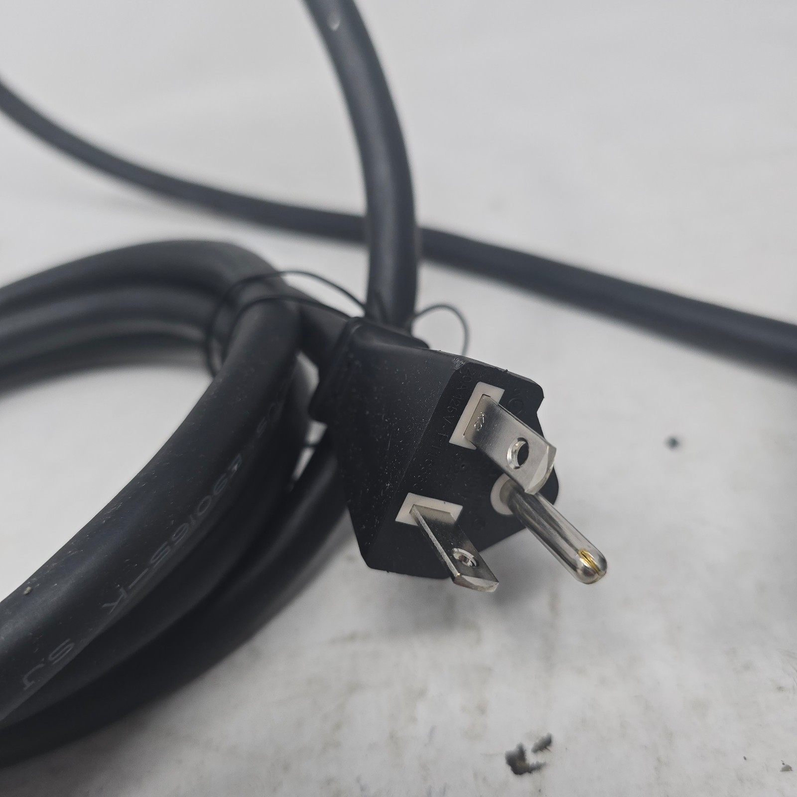 APC SMART SMT2200C Battery Backup - Power Cable replacement with connector