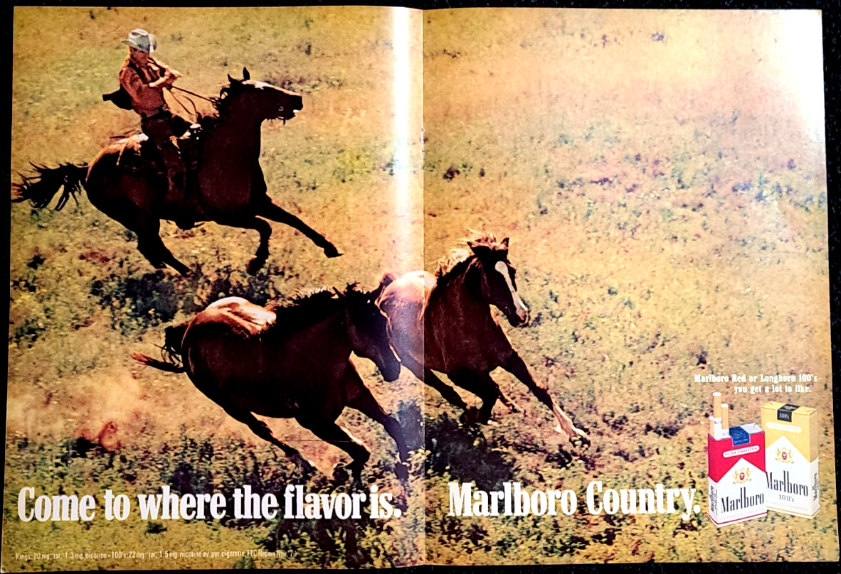 Marlboro Cigarettes Original 1970 Vintage Centerfold Print AD Cowboy