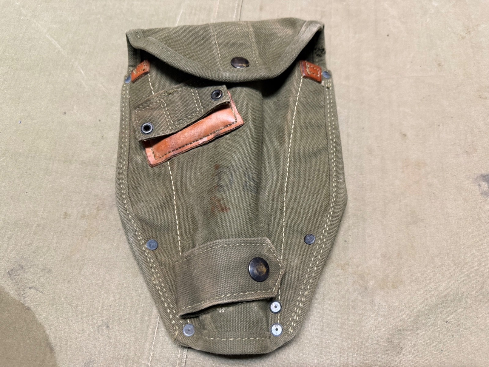 ORIGINAL VIETNAM WAR US ARMY M1961 SHOVEL CARRIER COVER-1967