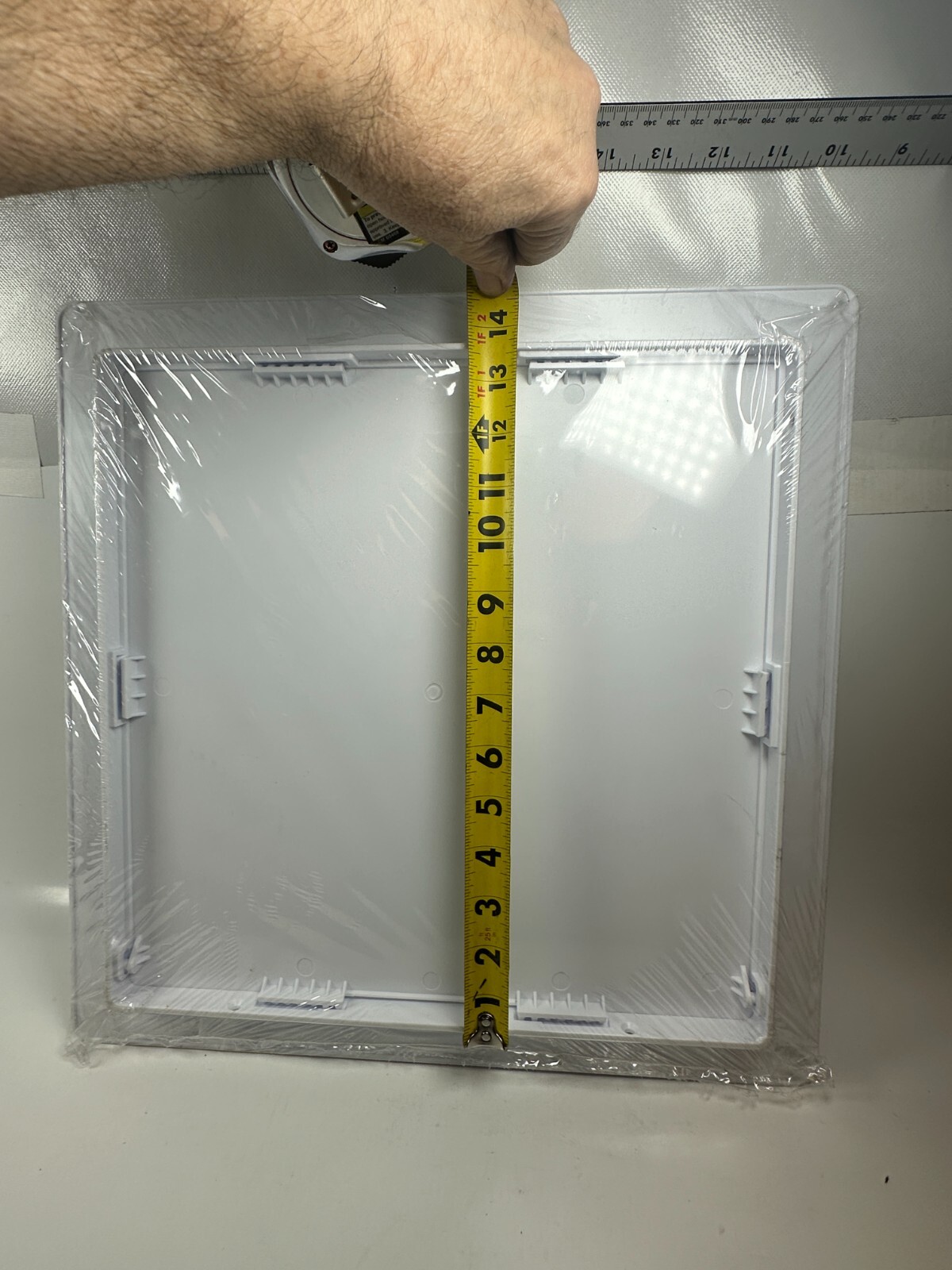 X0032KL2K3 Plastic Access Panel Hinged Doors Removable 13.5x13.5 - New Fast Ship