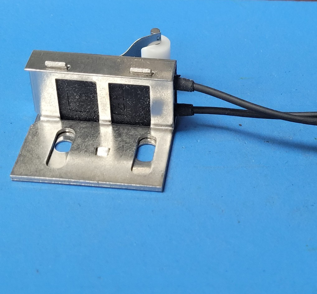 (1PC) E1243-501 CPI AUTOMOTIVE LIMIT SWITCH