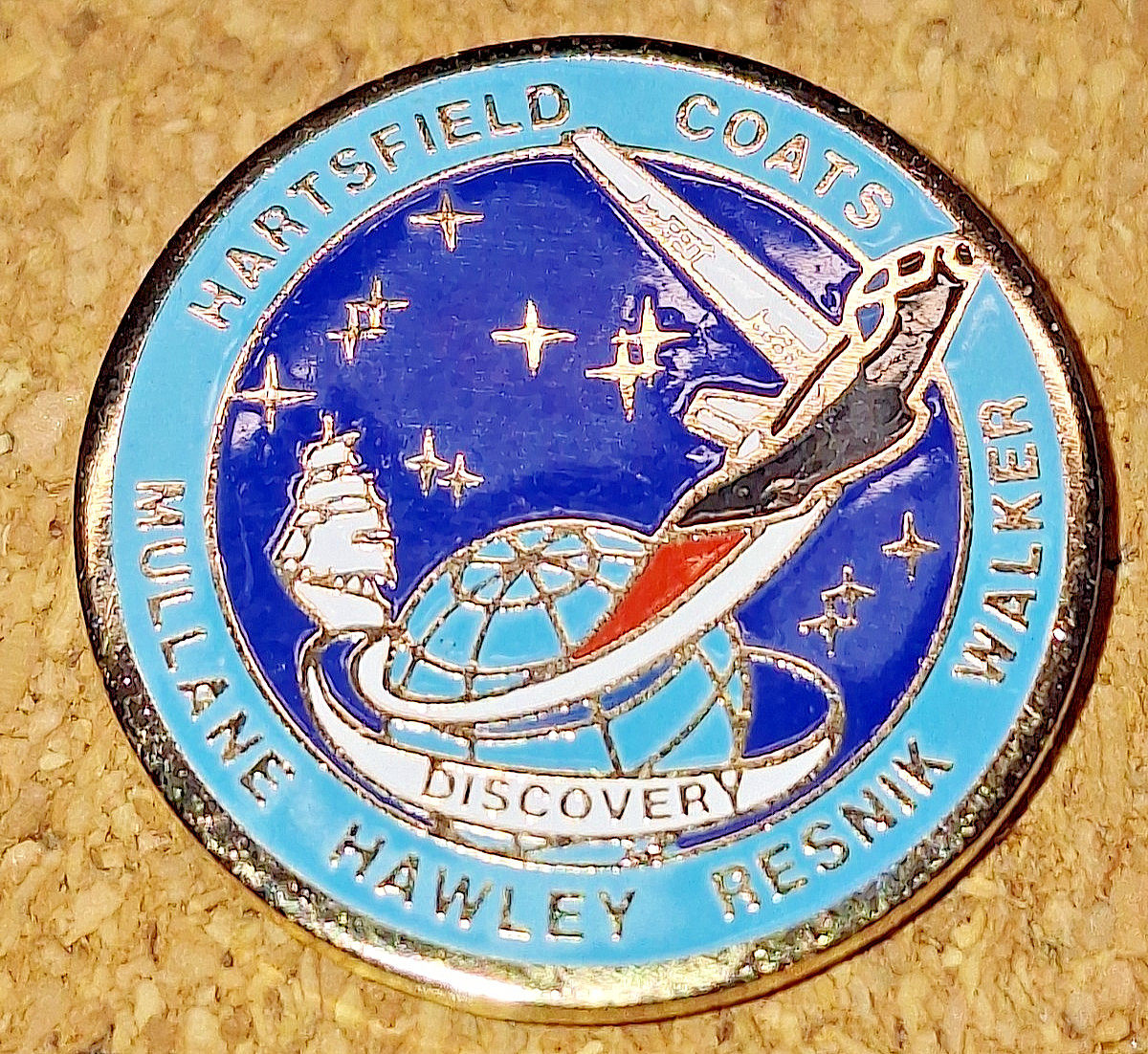 NASA SPACE SHUTTLE MISSION STS-41D DISCOVERY SOUVENIR PIN