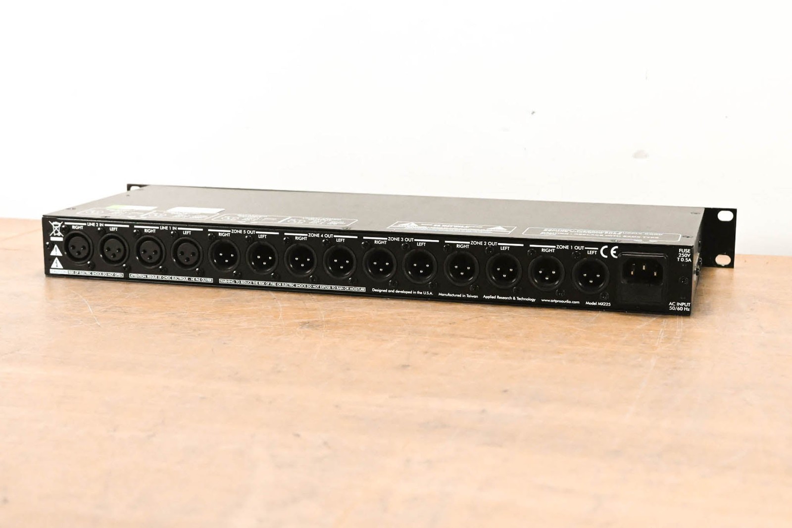 ART MX225 Five-Zone Distribution Mixer CG01154