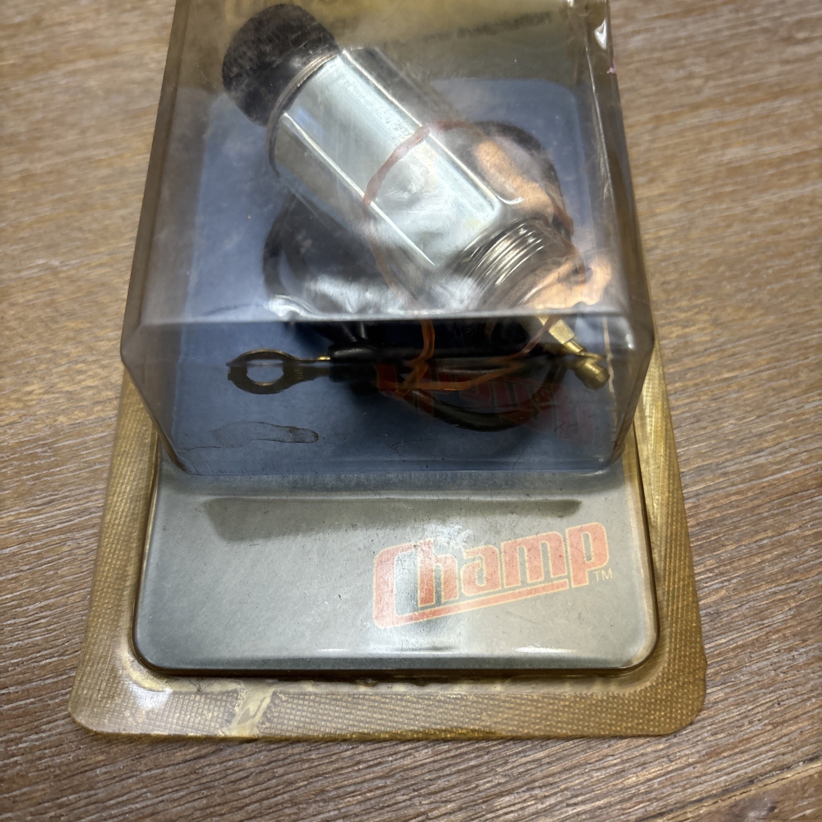 CHAMP 7-936 12 VOLT UNIVERSAL LIGHTER