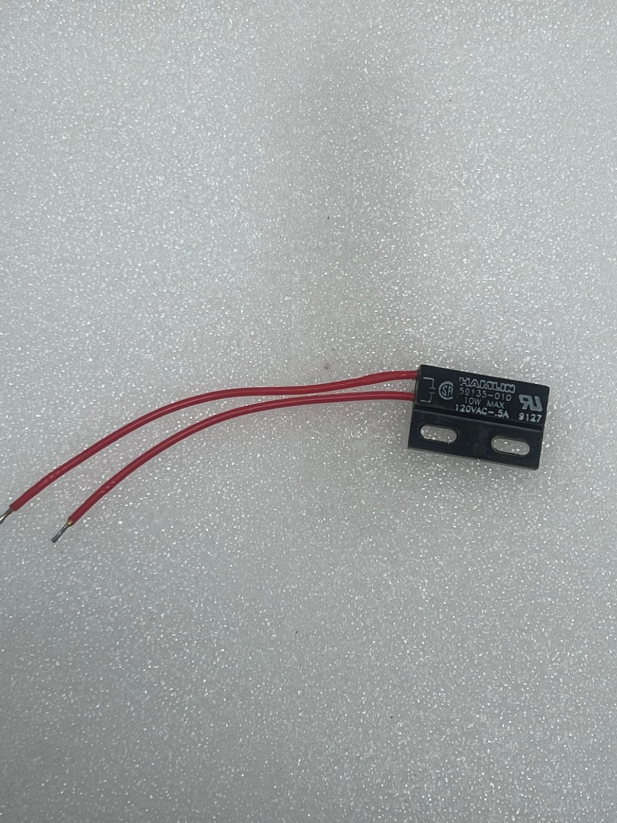 New - Hamlin Proximity Sensor 59135-010 10W MAX, 120VAC - 0.5A