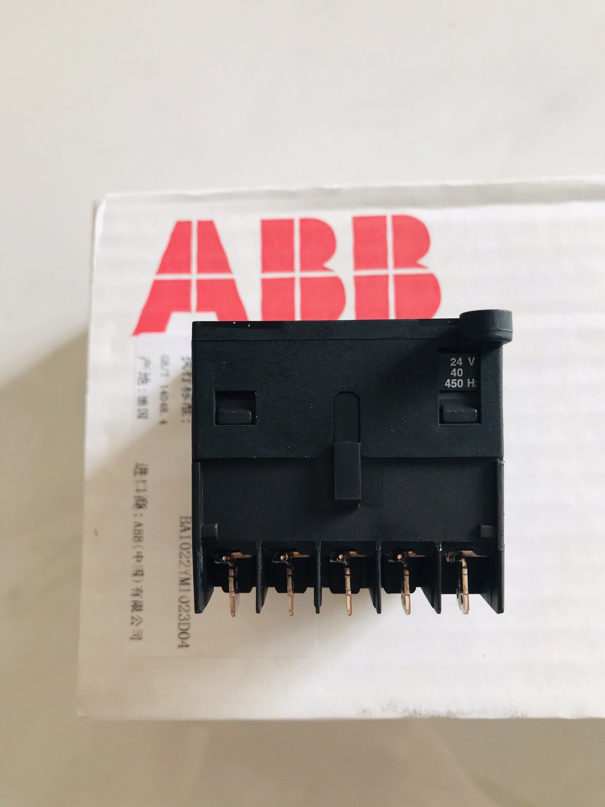New In Box ABB IEC/EN60947-4-1 Contactor