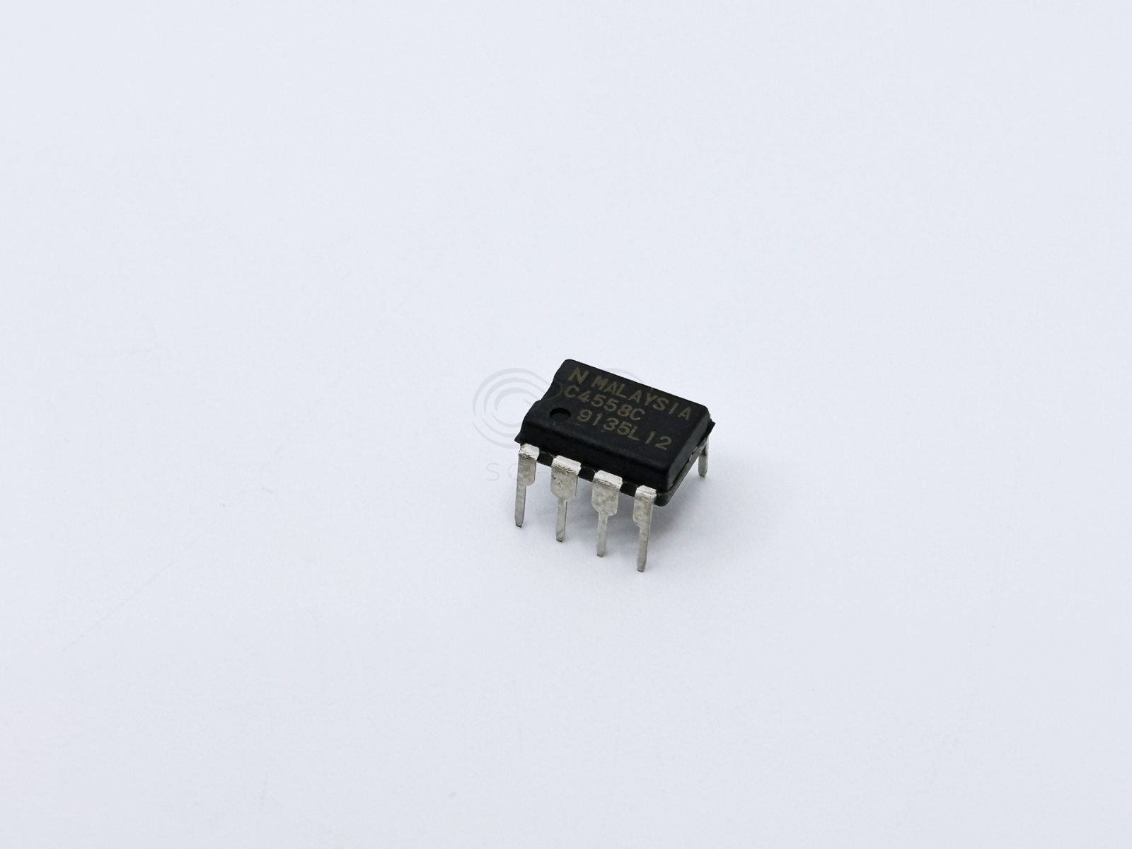 2PCS UPC4558C C4558C NEC Low Noise Dual Operational Amplifier 4-16V DIP-8