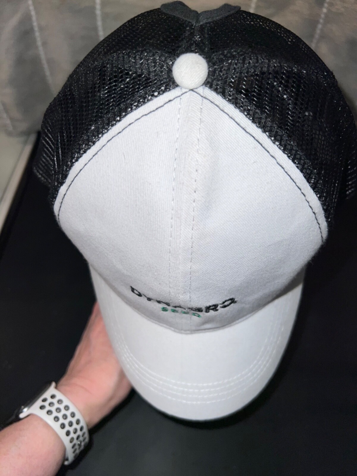 Dynagro Seed White Front & bill with Black Mesh Trucker Snapback Hat Cap EUC Adj