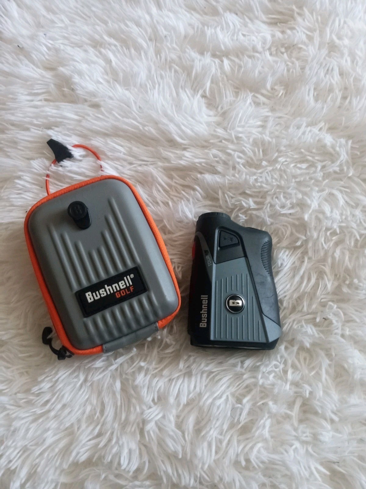 Bushnell V5 Range Finder With Case