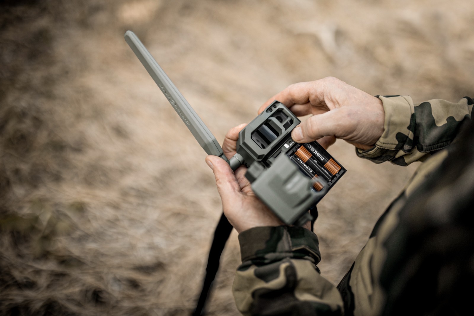 SPYPOINT LM2 Cellular Trail Camera 20MP (att)