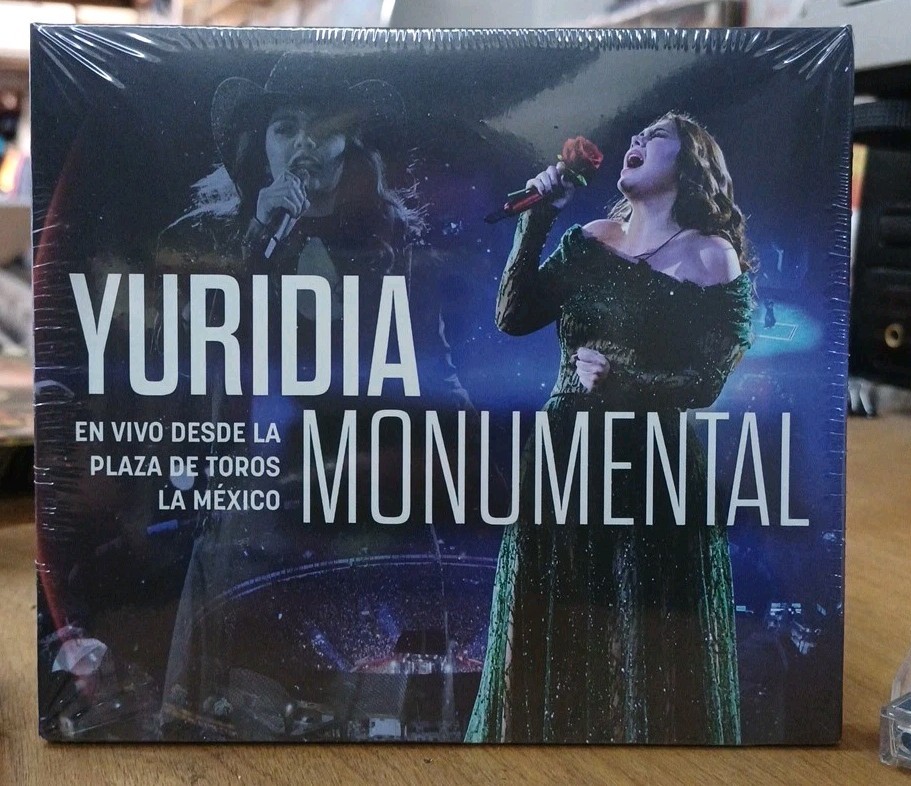Yuridia Monumental En Vivo Desde La Plaza De Toros Mexican Edition 2CD+DVD