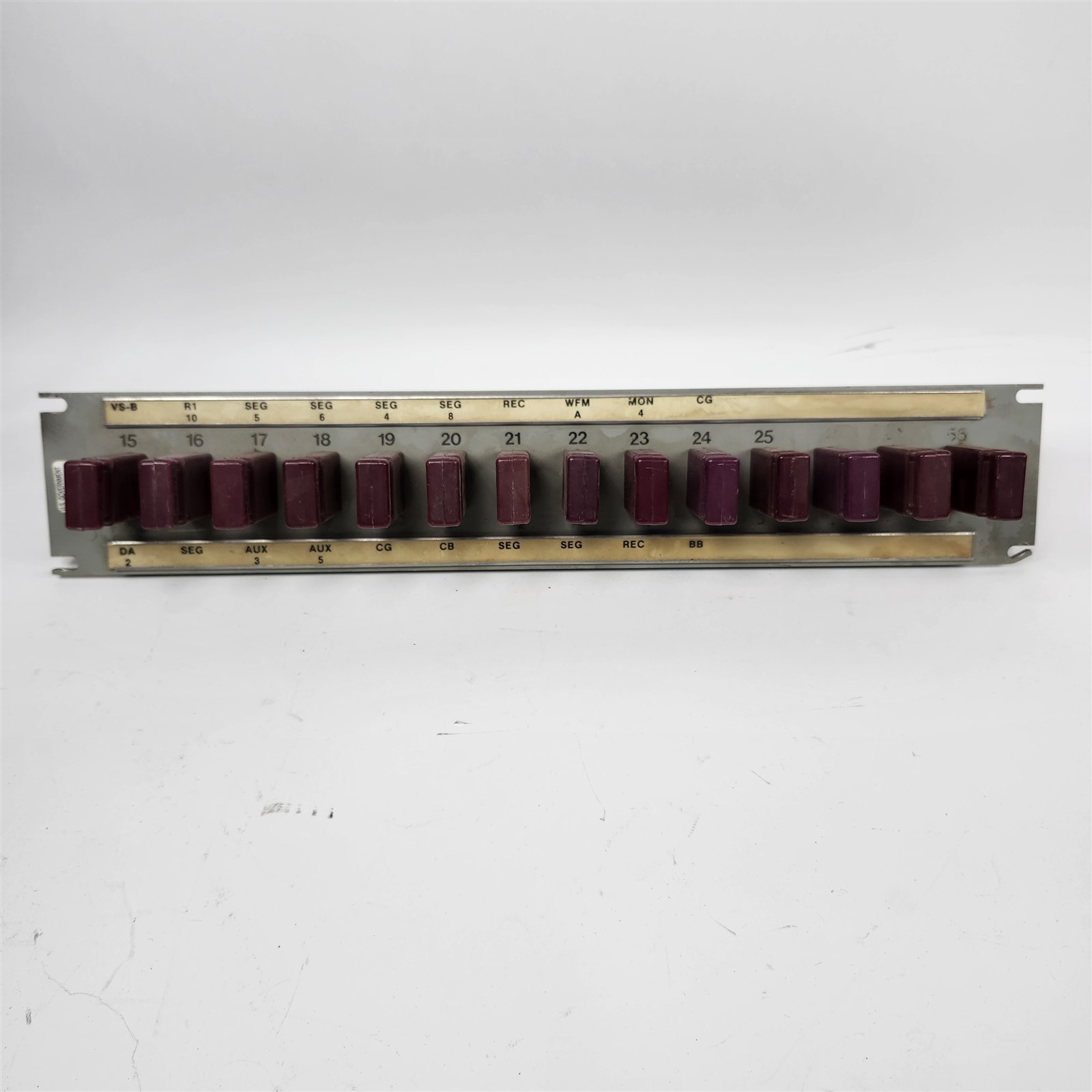 Trompeter JSI-28A/J3W Video Patch Panel w/ 14 Loopback Connectors