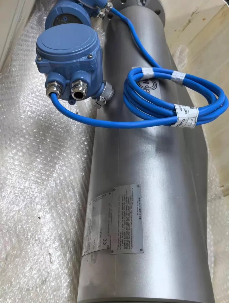 Micro Motion F200F300 Flow Sensor Used 1PCS