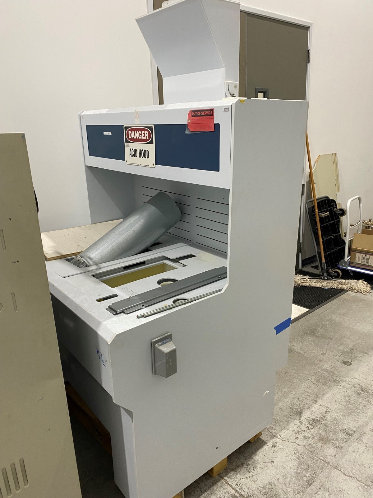 Acid Fumehood
