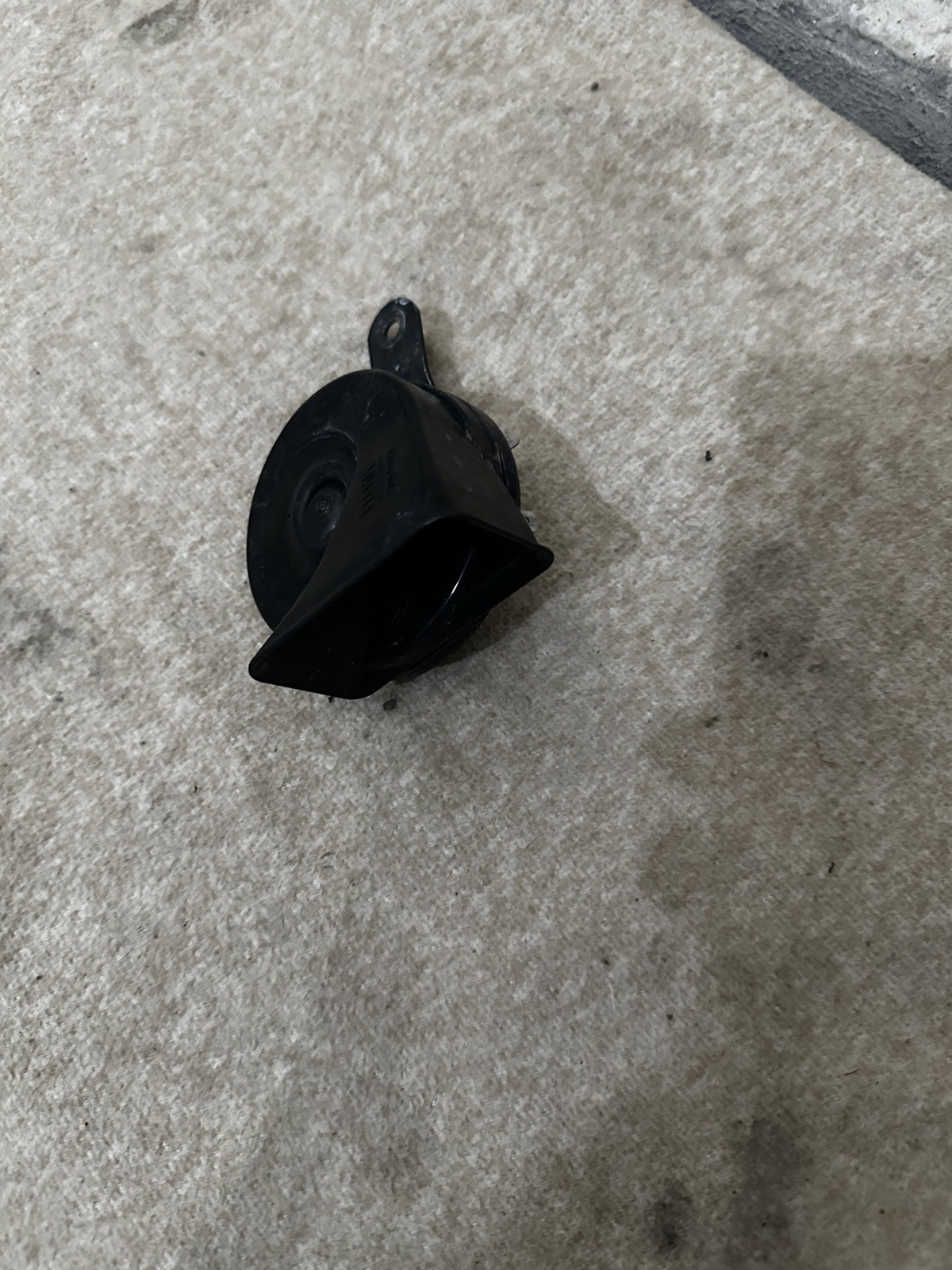 ✅ 2016-2020 OEM Tesla Model X Front Right Passenger Horn tone