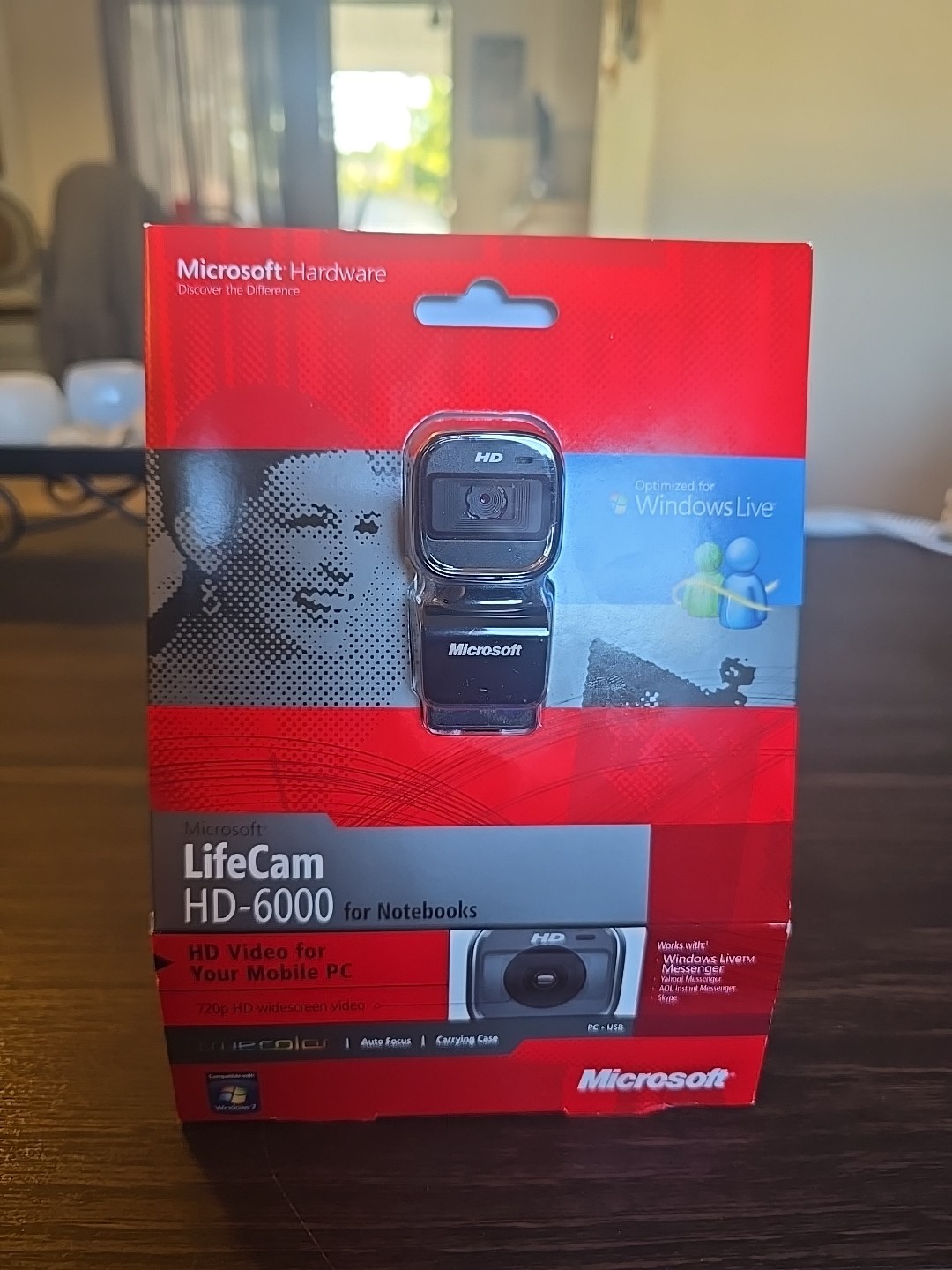 Microsoft LifeCam HD-6000 for Notebook 720p HD video TrueColor 360° Rotation NEW