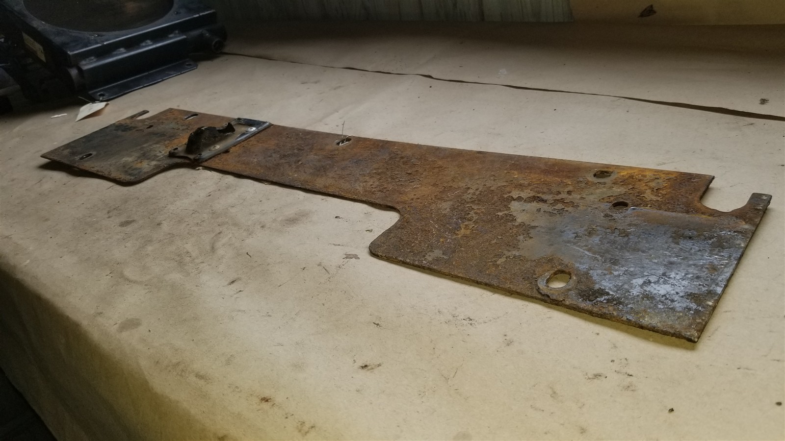 Bobcat 6700211 Lower front panel 853