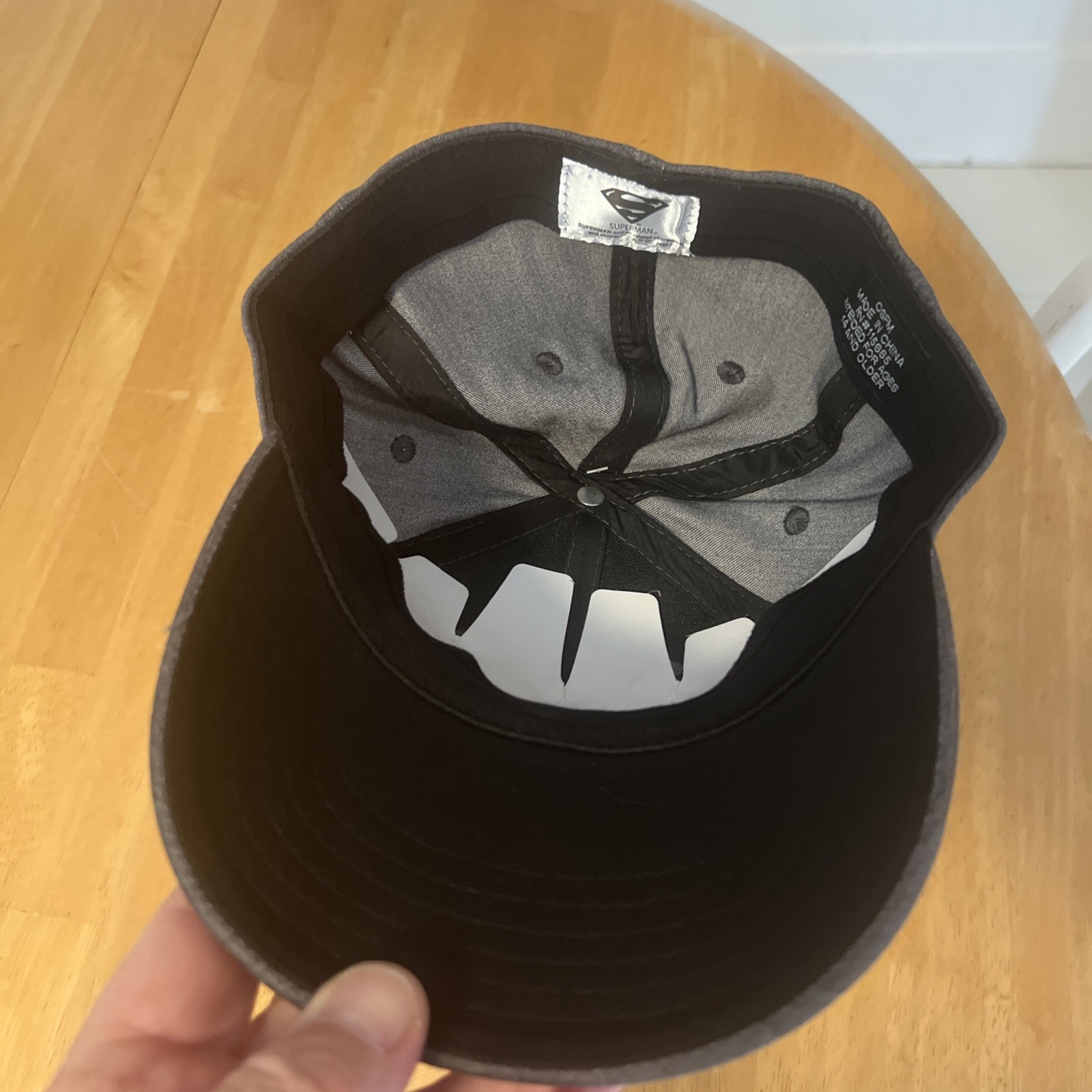 TC4- Bioworld Flex cap Superman Hat
