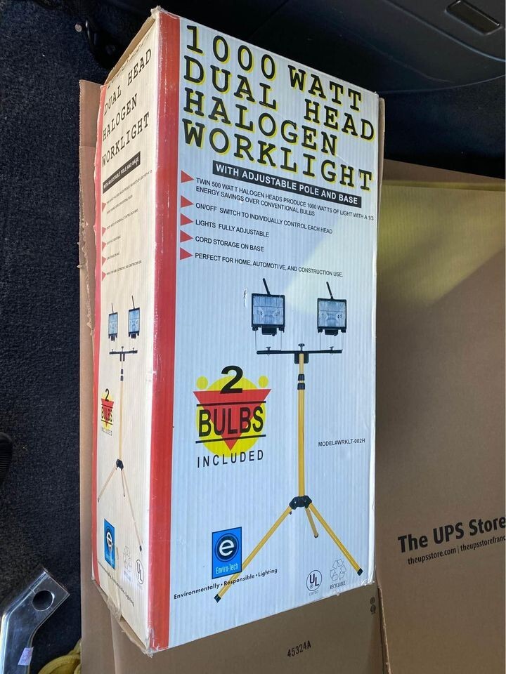 Envirotech 1000 Watt Dual Head Corded Halogen Twin Head Tripod Work Light NEW