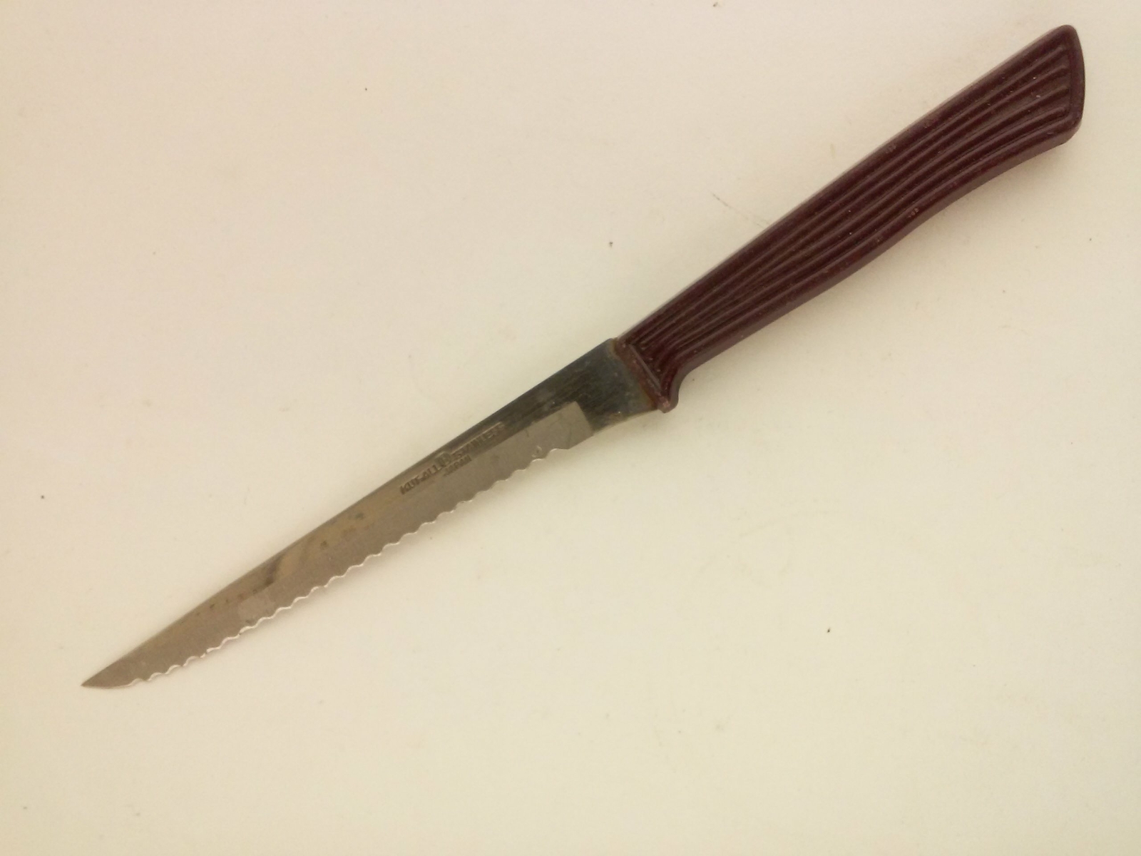 Kut-All Stainless Japan Serrated Blade Steak Knife