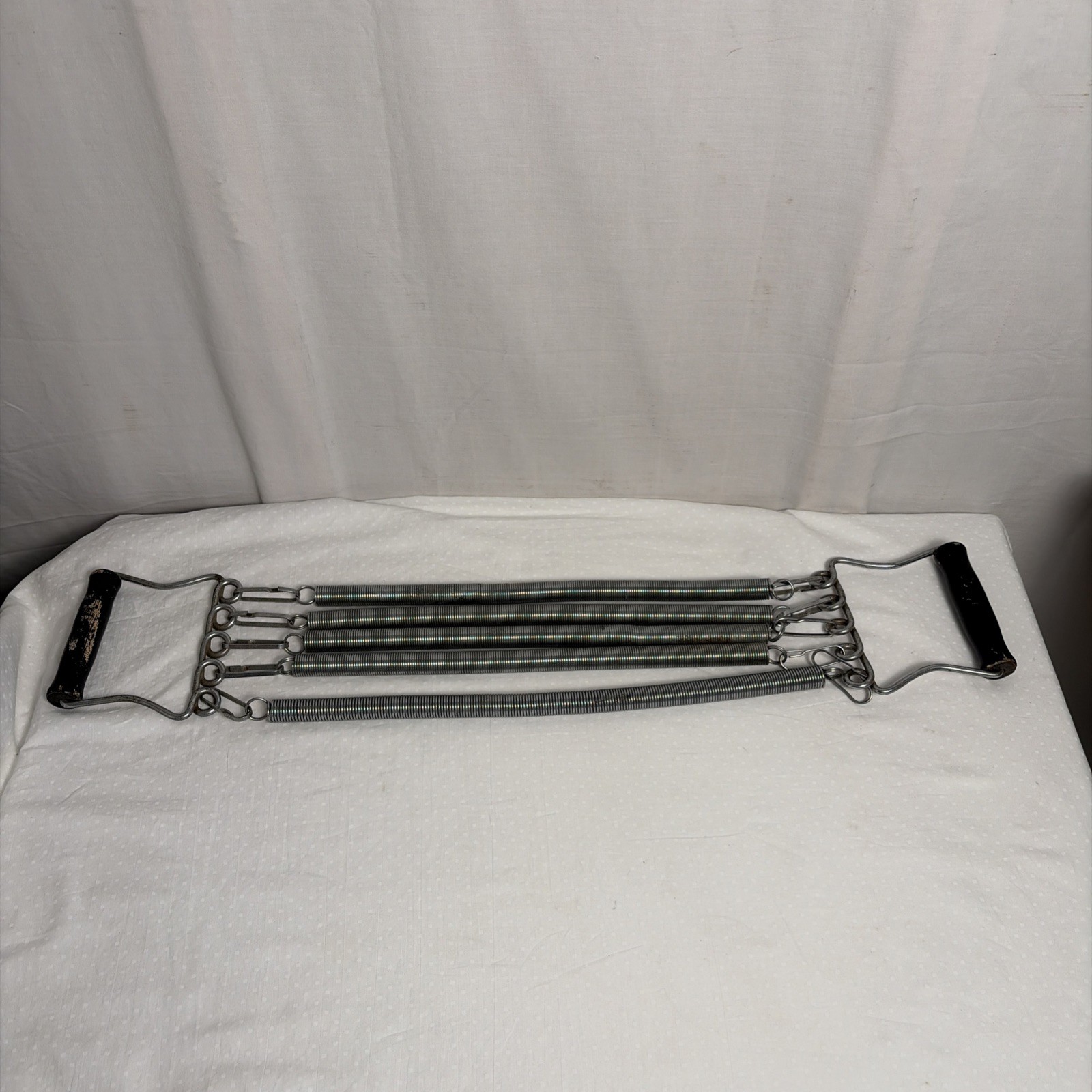 VINTAGE Spring Steel Chest Expander Wooden Handles Exercise Fitness Equipment