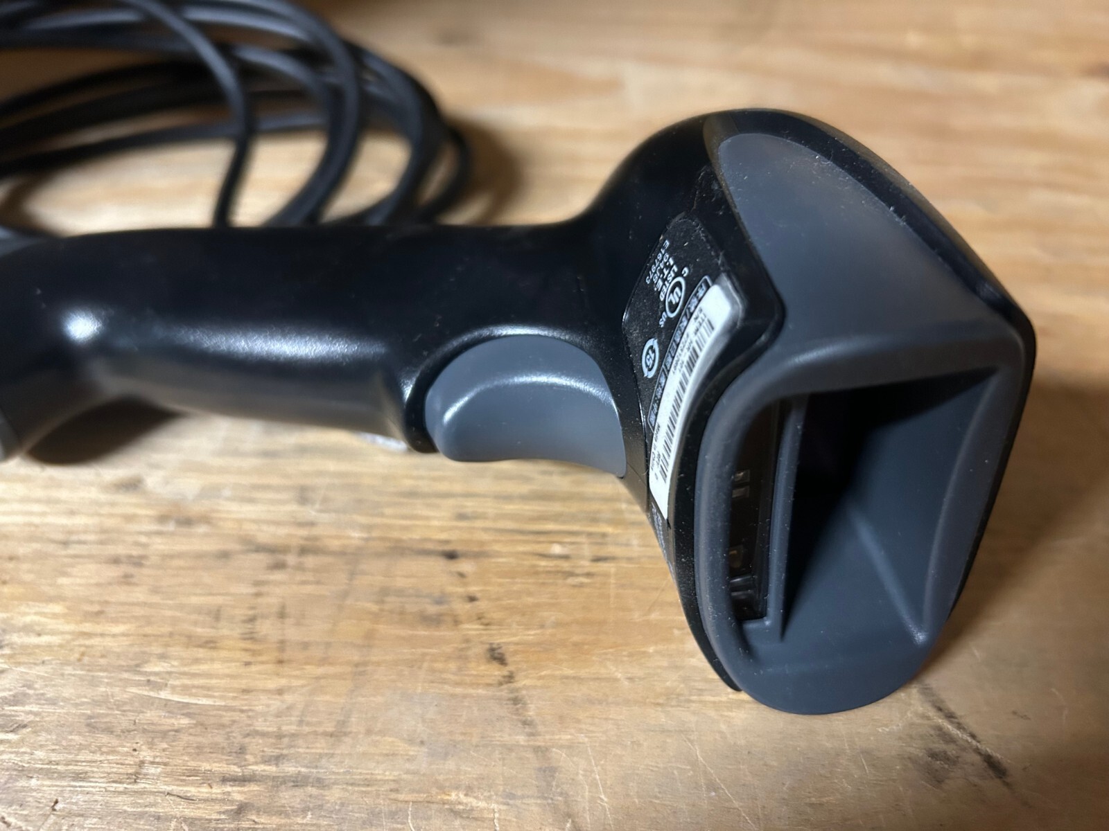 Keyence HR-101 Rev D Barcode Scanner w/ HR-1C3UN cable
