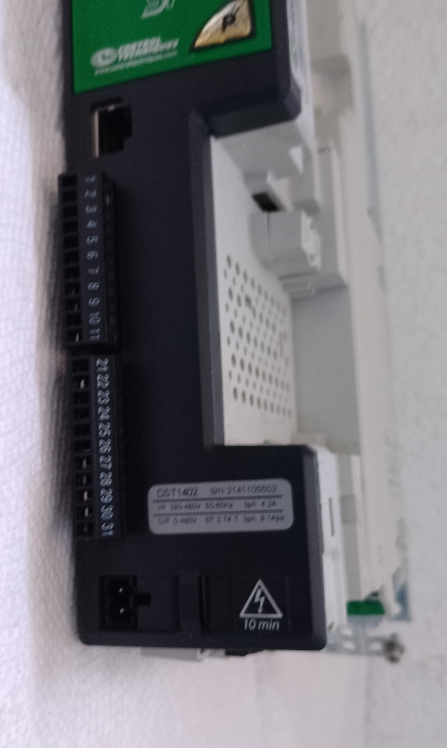 Emerson DST 1402 Servo drive 3098-0068