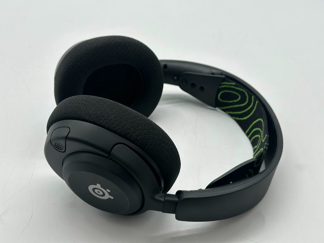 SteelSeries Arctis Nova 5X Wireless Multi-System Gaming Headset