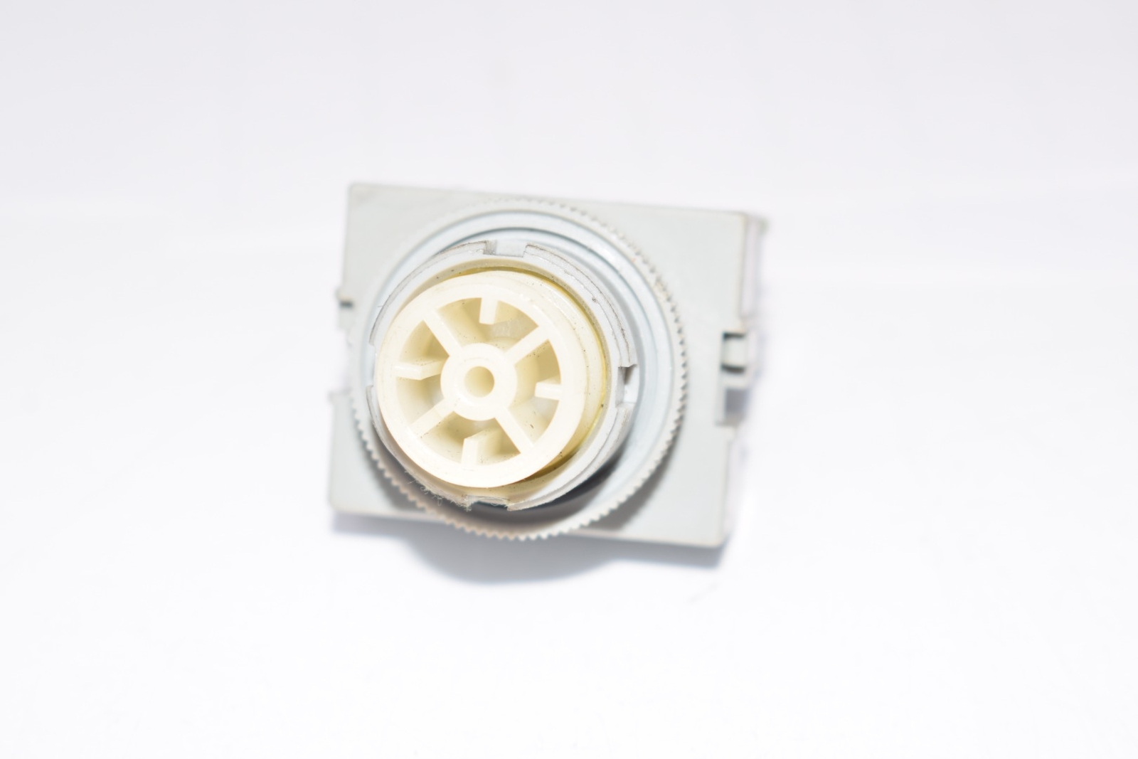 Idec 0201 Selector Switch - No Cap
