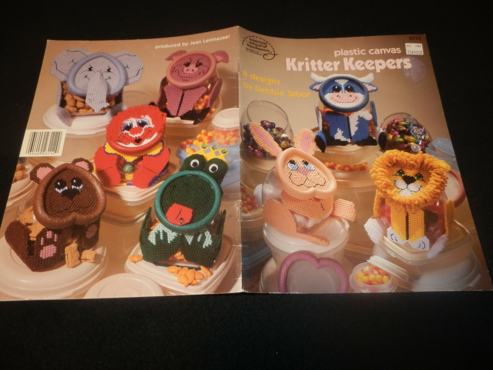 Kritter Keepers in Plastic Canvas ASN 3112 Storage Jar Tops Cow Bunny Lion Frog