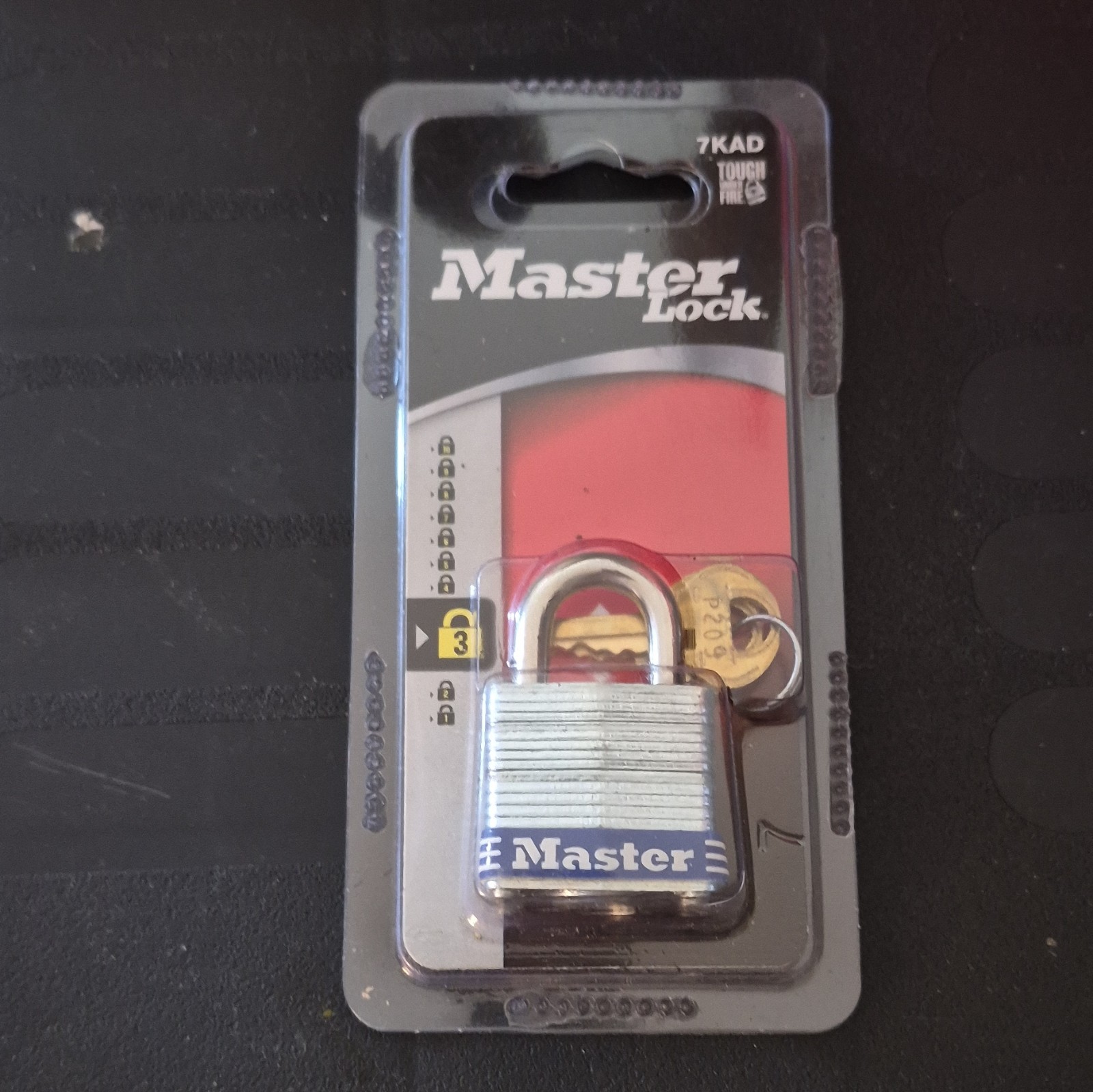 Master Lock 7KAD 1-1/4" Keyed Alike Steel Padlock, Silver, 2 Keys