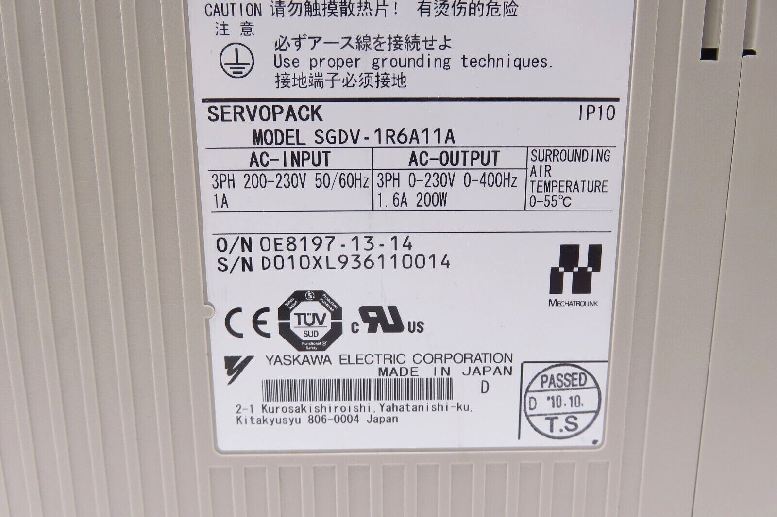 Yaskawa SGDV-1R6A11A Servo Drive
