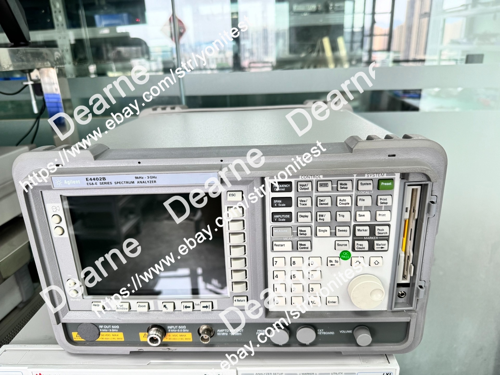 HP /Agilent/Keysight E4402B ESA-E Series 9kHz to 3GHz Spectrum Analyzer /-#pr