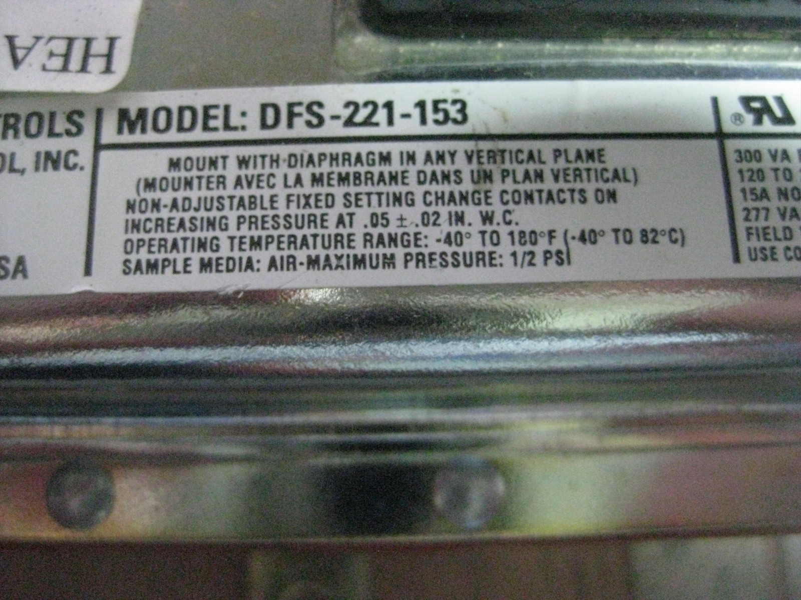 Cleveland Controls DFS-221-153 Switch NEW