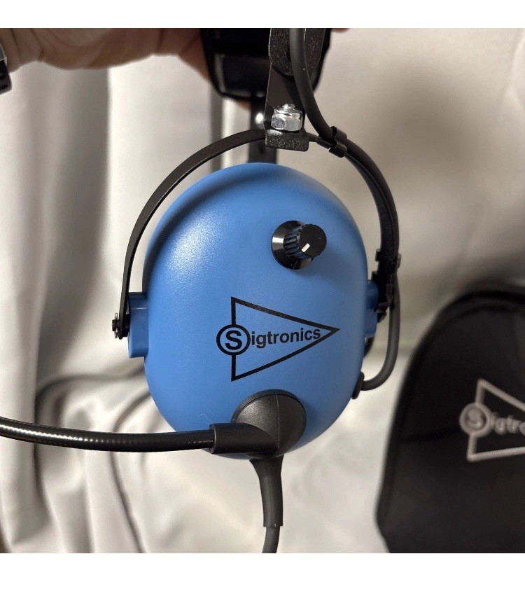 Sigtronics S-58S active noise cancelling Aviation Headset, BRAND NEW