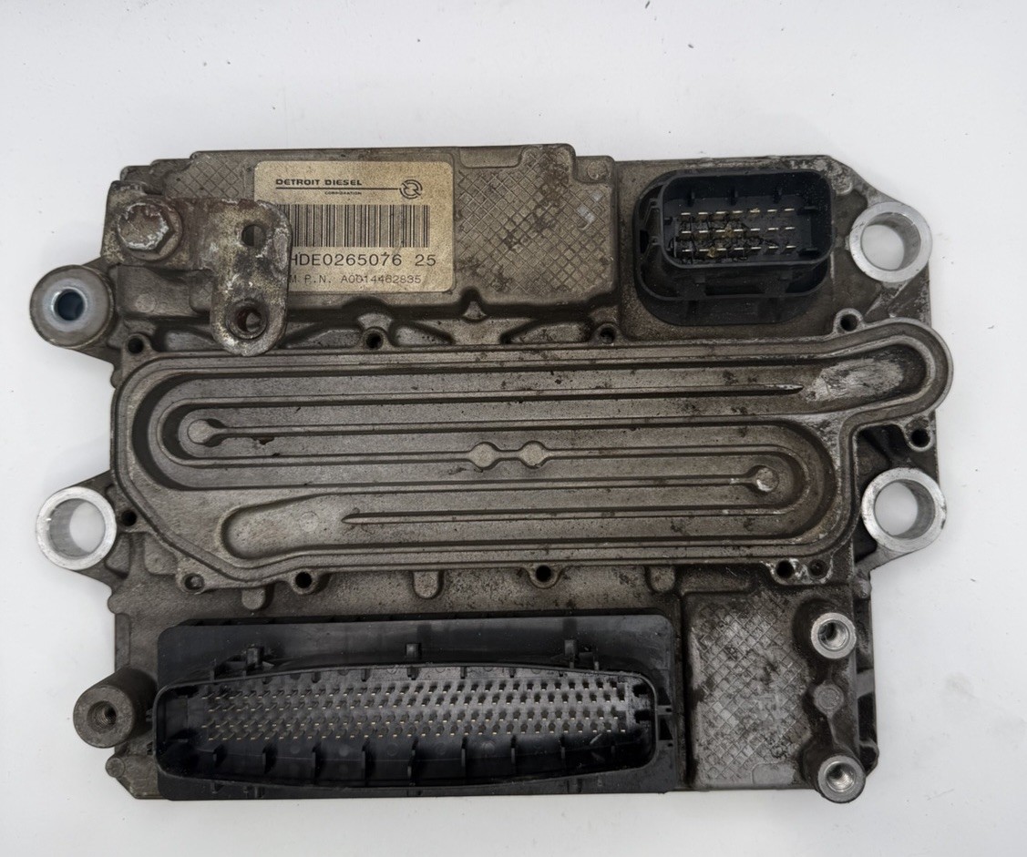 A 001 446 28 35 002 Detroit Diesel DD15 Engine ECM Computer A0014462835002