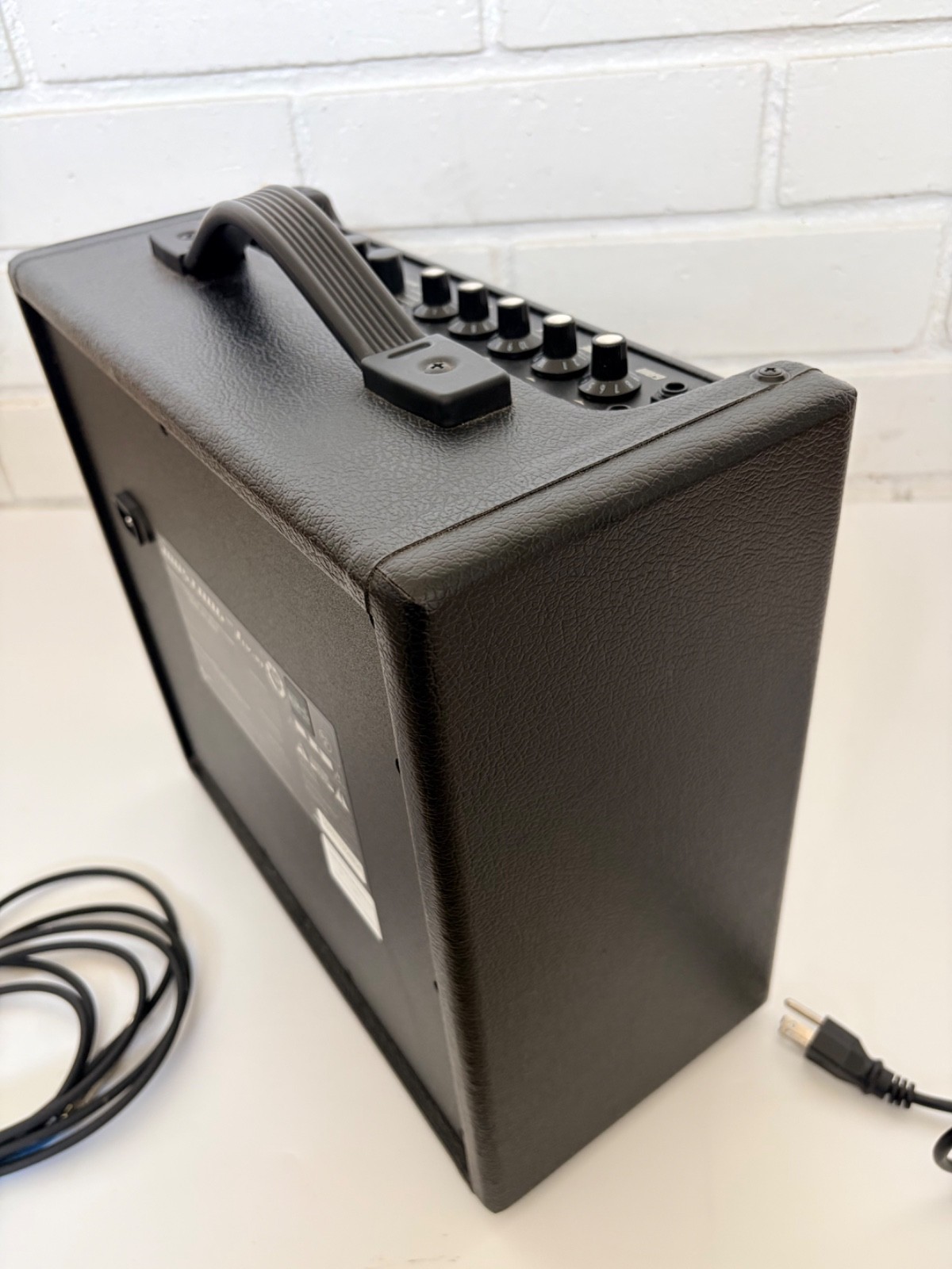Fender Mustang 1 V.2 70W Solid State Electric Guitar Amplifier