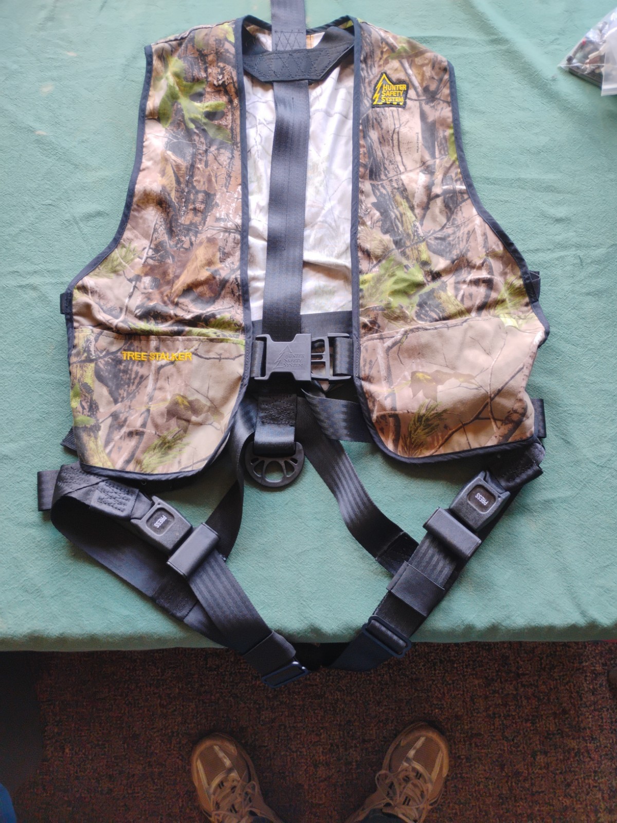 Hunter Safety System Harness Camo Tree Stalker Realtree Size: L/XL 300# Capacity