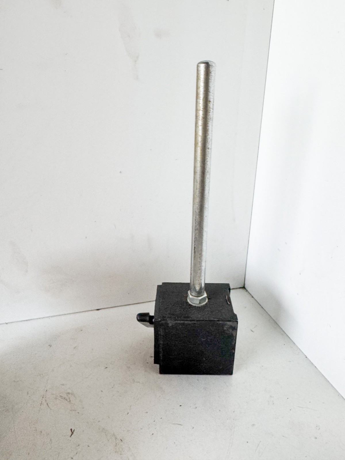 Magnetic Indicator Base Dial Indicator Holder (EL15)