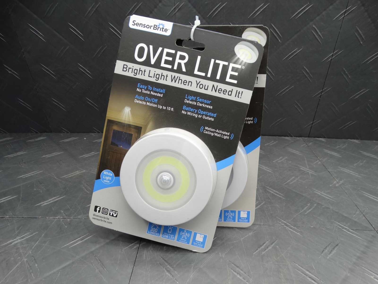 Sensor Brite Over Lite Motion Activated LED Ceiling Light 300 Lumens (Lot of 2)