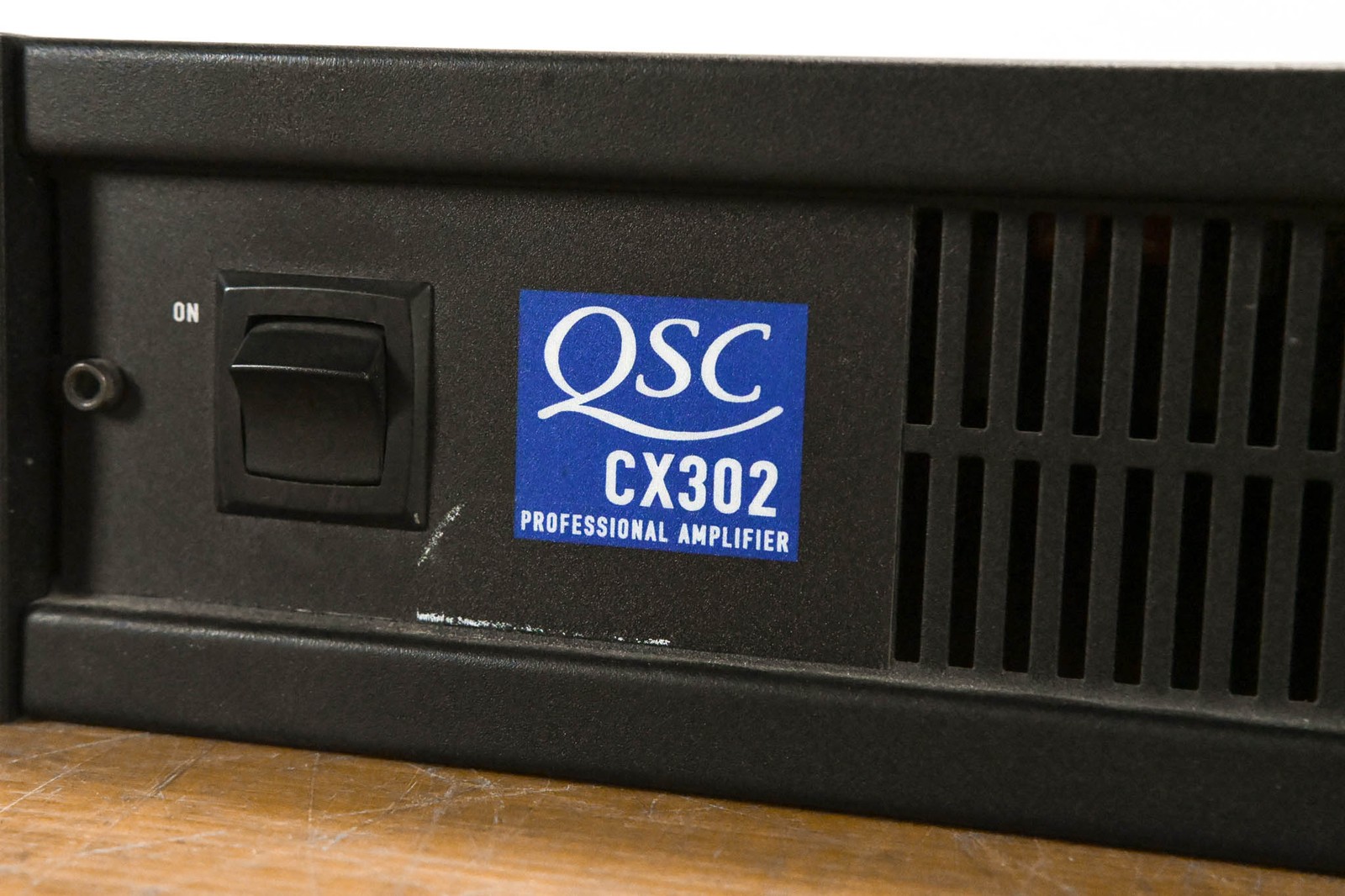 QSC CX302 2-Channel Power Amplifier CG0127J