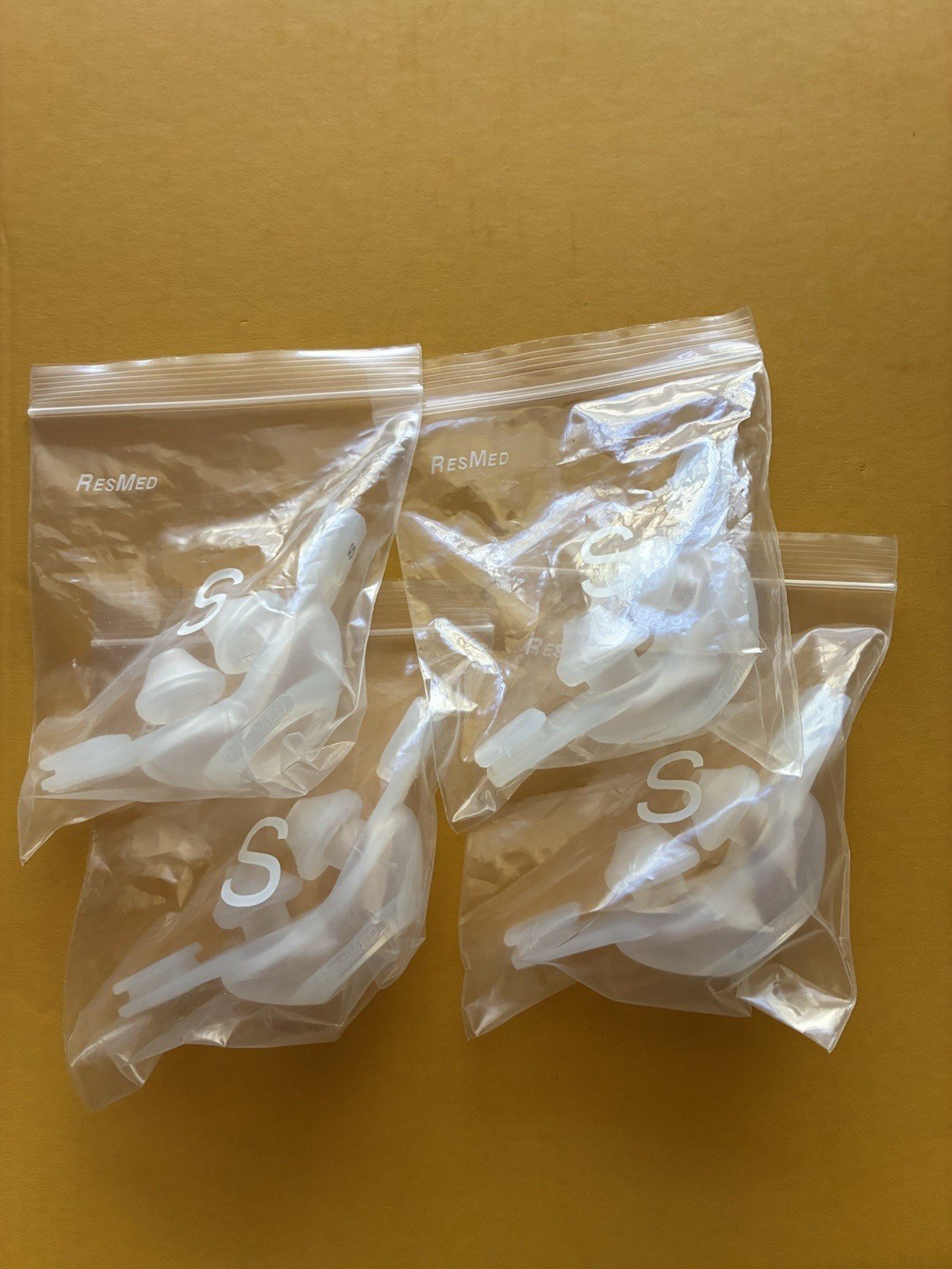 Lot of 4 RESMED 61521 SWIFT FX Nasal Pillows Size Small Replacement NEW