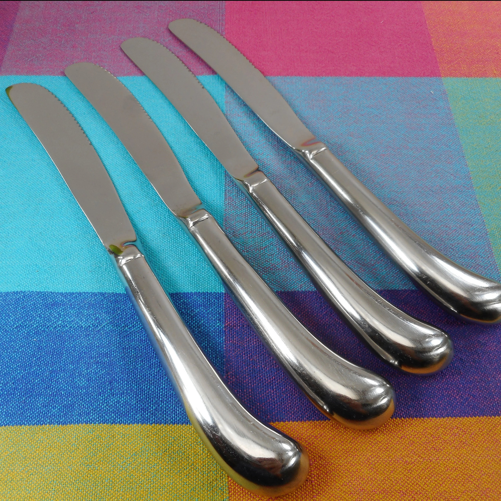 International Silver Gran Royal China Stainless - 4 Set Pistol Dinner Knives
